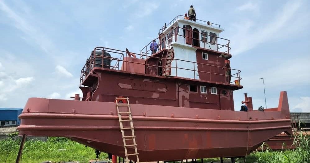 Tugboat fabrication in progress - Flascom Resources Nigeria Limited